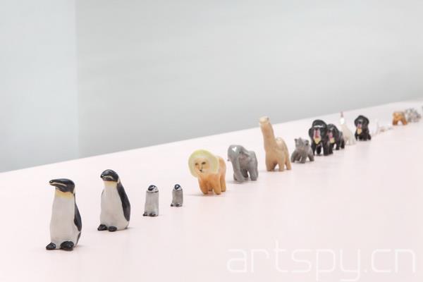 日本艺术家Shio Kusaka作品展日前在洛杉矶Blum & Poe画廊举行