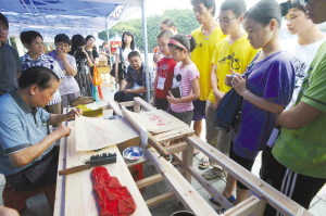 传统艺术应走向市民生活 更需要高层次人才