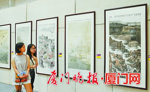 “中华情·中国梦”活动举行 名家唱响经典曲