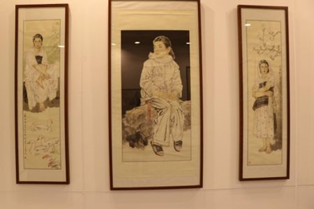 艺术家王根生作品应邀参展19届艺博会引关注