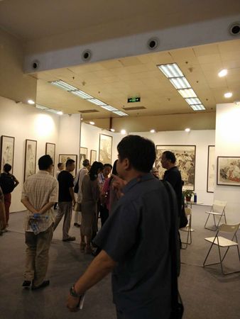 艺术家王根生作品应邀参展19届艺博会引关注