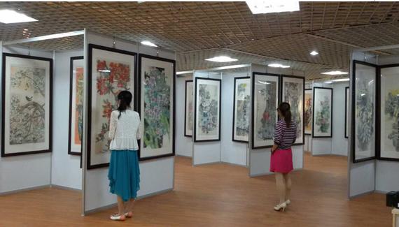 艺术品投资与理财沙龙暨工笔花卉画展开幕 艺术品投资与理财沙龙暨工笔花卉画展开幕