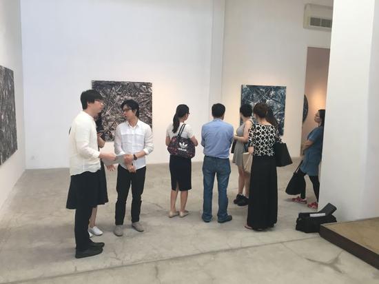 线象现象|“交织的丛林”朱维彬个人画展开幕
