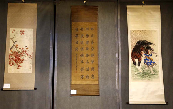 马芳红油画展暨余安青、李佩书画珍藏展在乌鲁木齐举行(图)