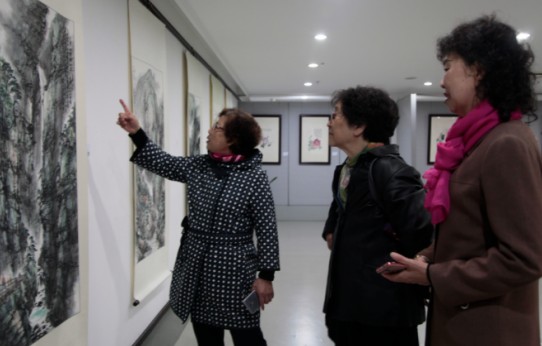 《秋艺盎然》三人书画展