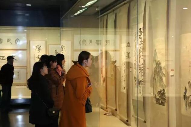 “厚文养正,以美立教”——宁海中学美术教育三十周年艺术作
