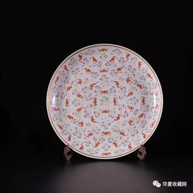 艺术品O2O电商时代爆发了 上海新华2016秋季古董艺术品拍卖会圆满落幕