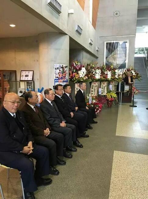 热烈庆祝马场惠峰九十寿纪念写经书展在日本开幕