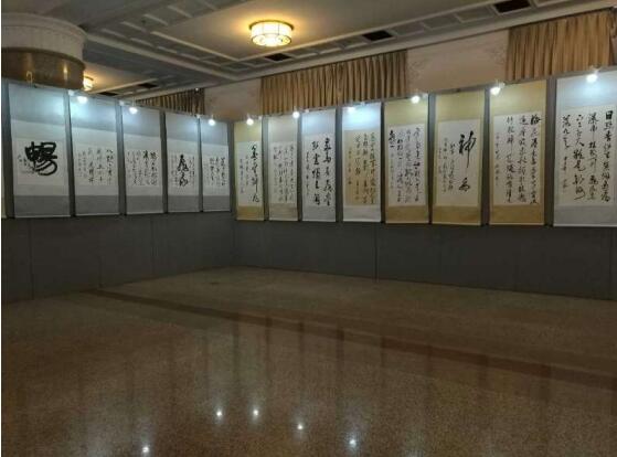 泼洒翰墨人生 展现剑兰情怀——“翰墨剑兰”书法展19日在京开