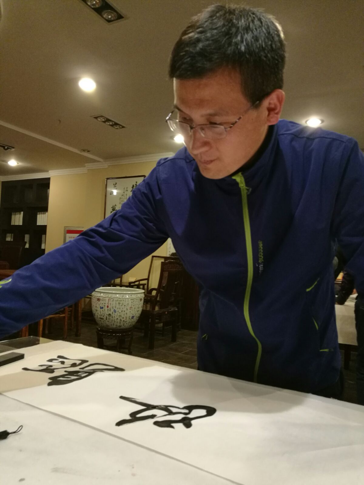 书画家迎新年联谊笔会在明月书画艺术馆举行