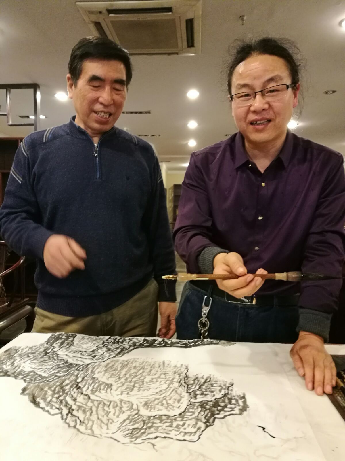 书画家迎新年联谊笔会在明月书画艺术馆举行