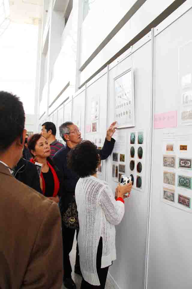 深圳市收藏协会举办纪念红军长征胜利80周年“红色春秋”红色