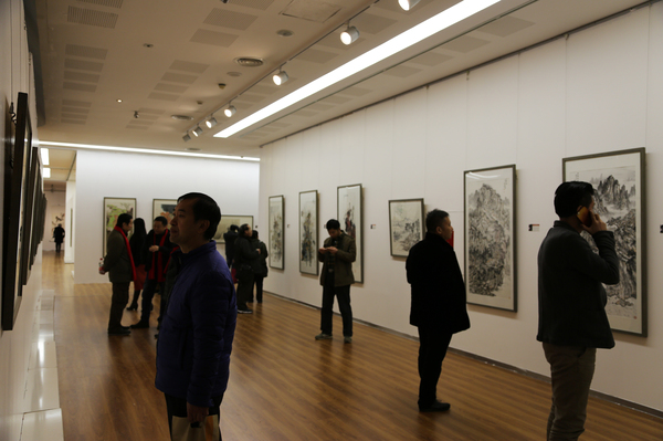 怀真抱素——当代画坛中坚60家学术邀请展在炎黄艺术馆开幕