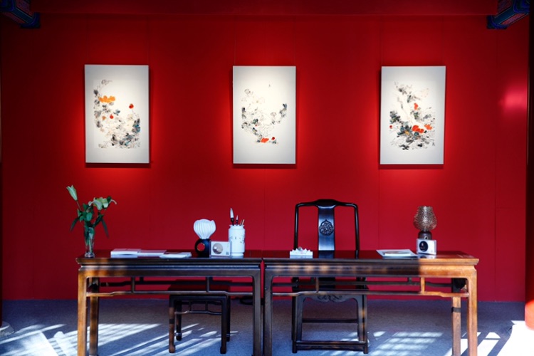 云水谣-幻荷刘三余焦墨作品展在北京东岳庙开展