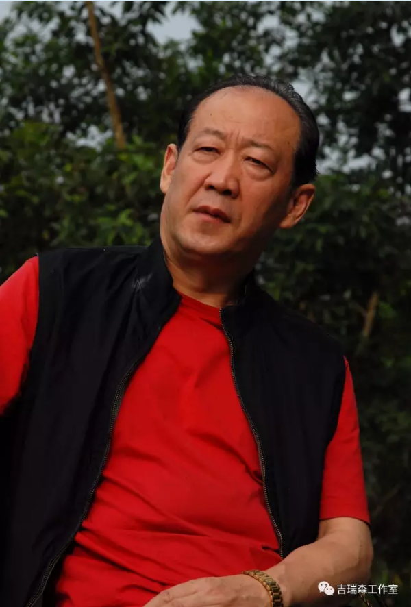 吉瑞森教授狗年画狗