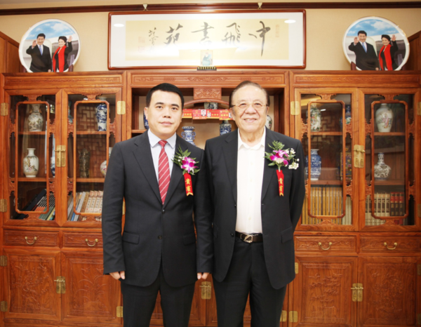 中飞书苑成功举行“英雄煮酒·话说新时代”暨艺术家杨洪基、姜昆、赵保乐书法作品联展