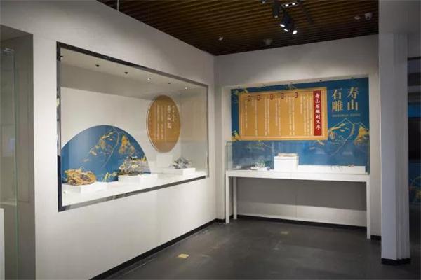 德艺双馨 点“石”成金，寿山石雕大家陈礼忠携佳作亮相前门华韵