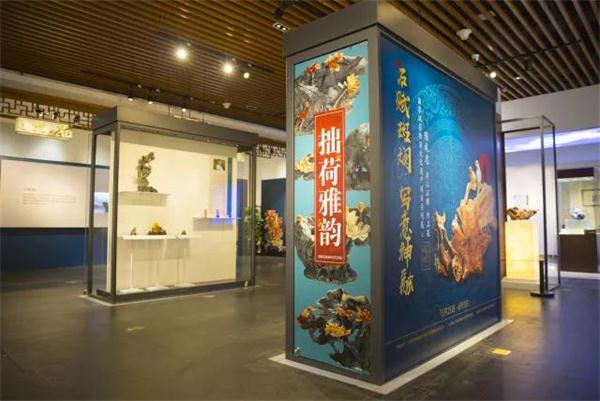 德艺双馨 点“石”成金，寿山石雕大家陈礼忠携佳作亮相前门华韵