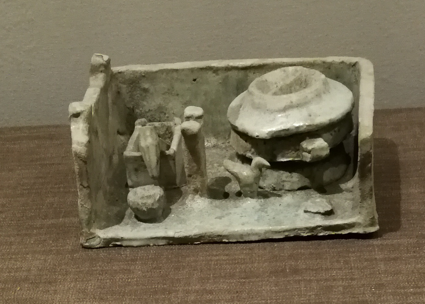 古代遗物中的一钉一瓦都宝贵|纪念郑振铎诞辰120周年