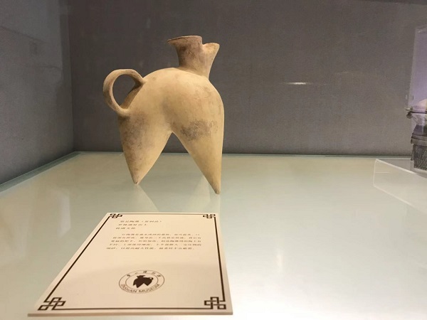 到金山，看上海早期考古与张大千20多岁时的青涩画作