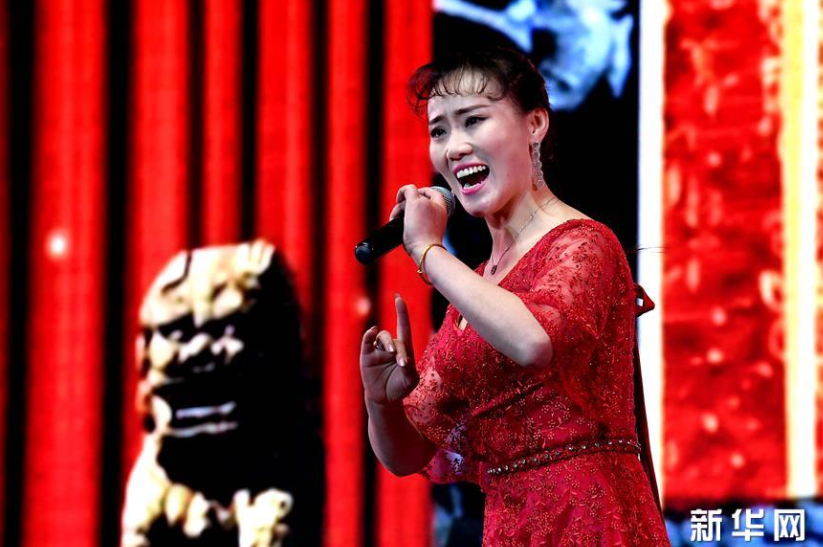 小手机上看大戏 网络戏曲盛会迎新年