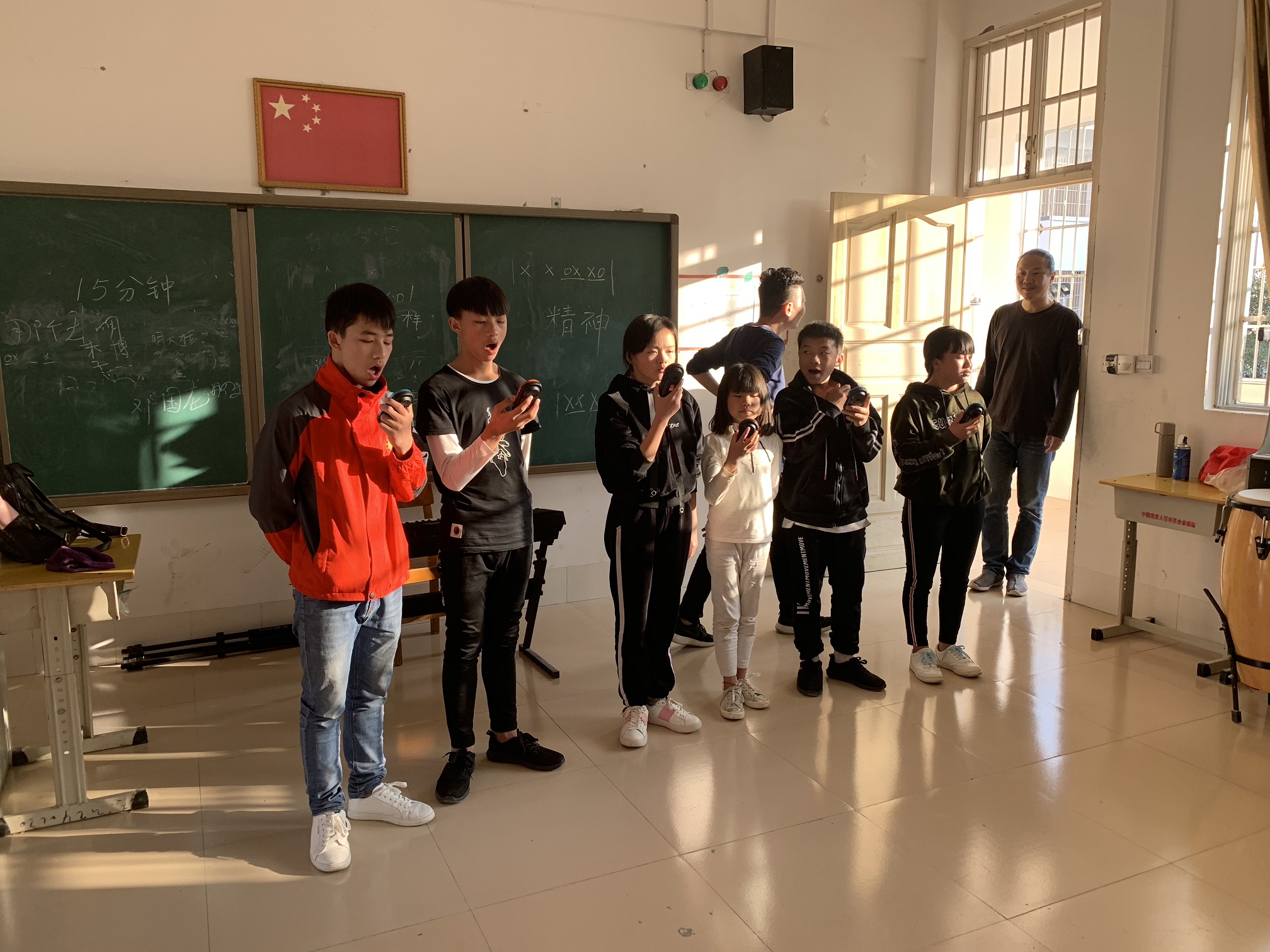 深度观察：无声世界的“歌者”