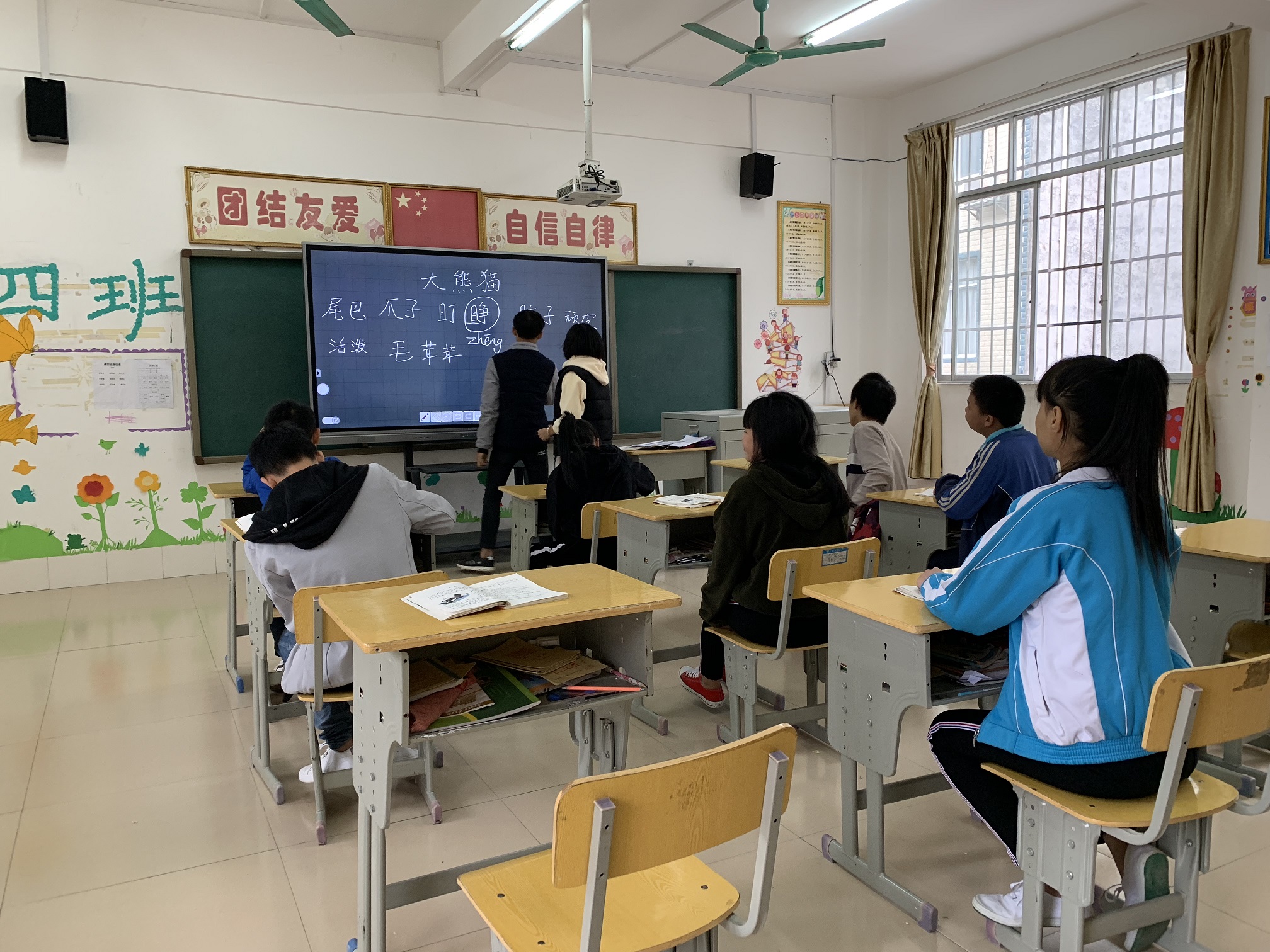 深度观察：无声世界的“歌者”