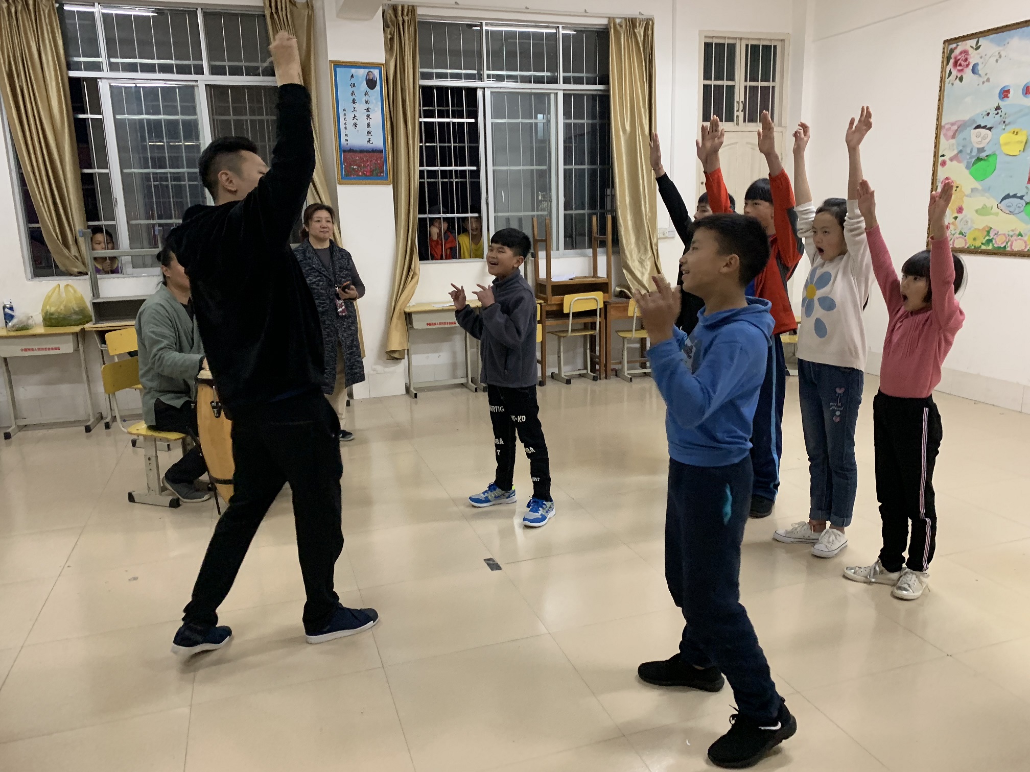深度观察：无声世界的“歌者”