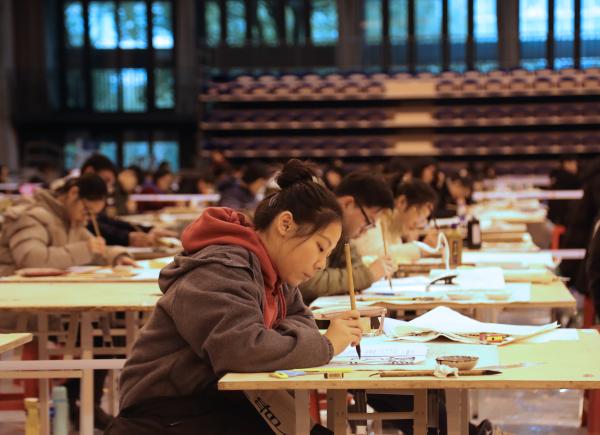 中国美院艺考第一天，录取比例45：1