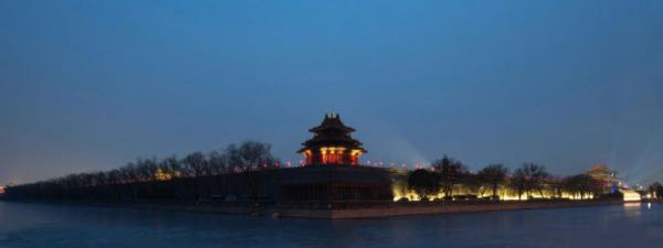故宫灯光首秀：瑕不掩瑜，且待明年上元夜