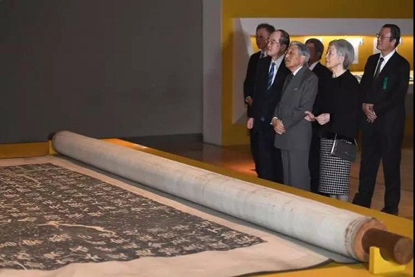 东京颜真卿大展在《友谊地久天长》中落幕