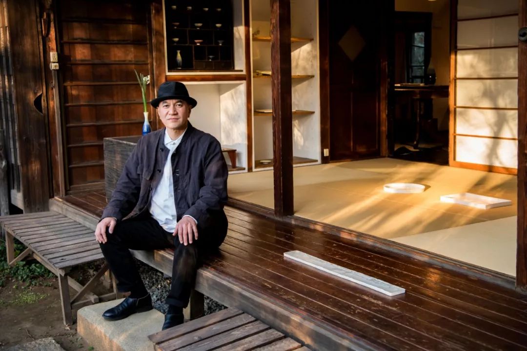 独家探访日本最美器物店，一年24场展览场场轰动