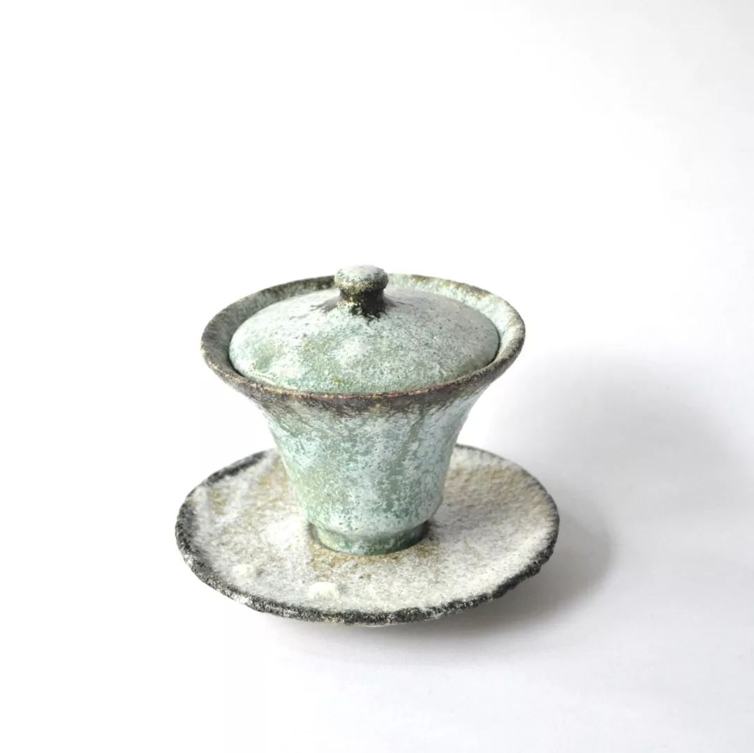 独家探访日本最美器物店，一年24场展览场场轰动