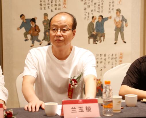 宋黎明大型系列组画《陕西故事》作品观摩研讨会在西安举行